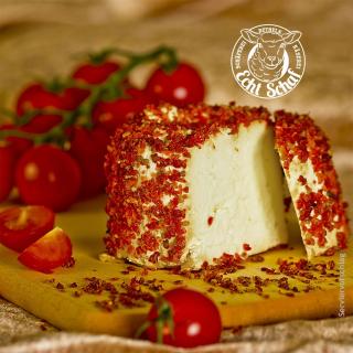 Weichkäse vom Schaf mit Tomate